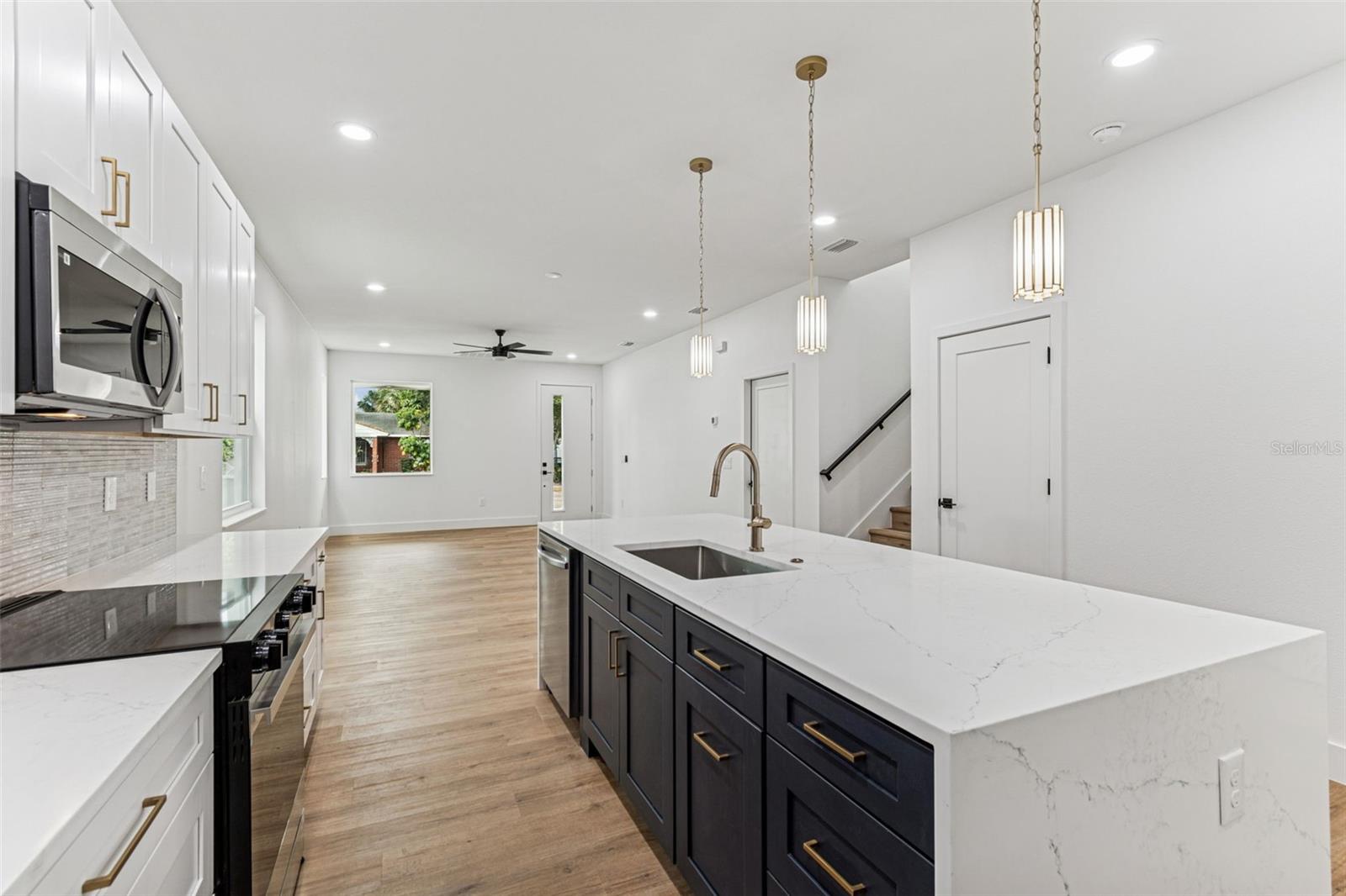 Image 12 of 49 For 2905 21st Street