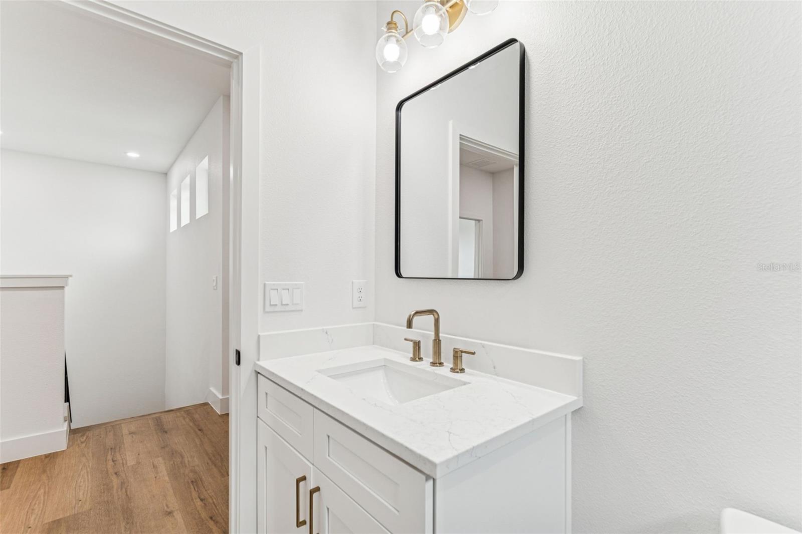 Image 23 of 49 For 2905 21st Street