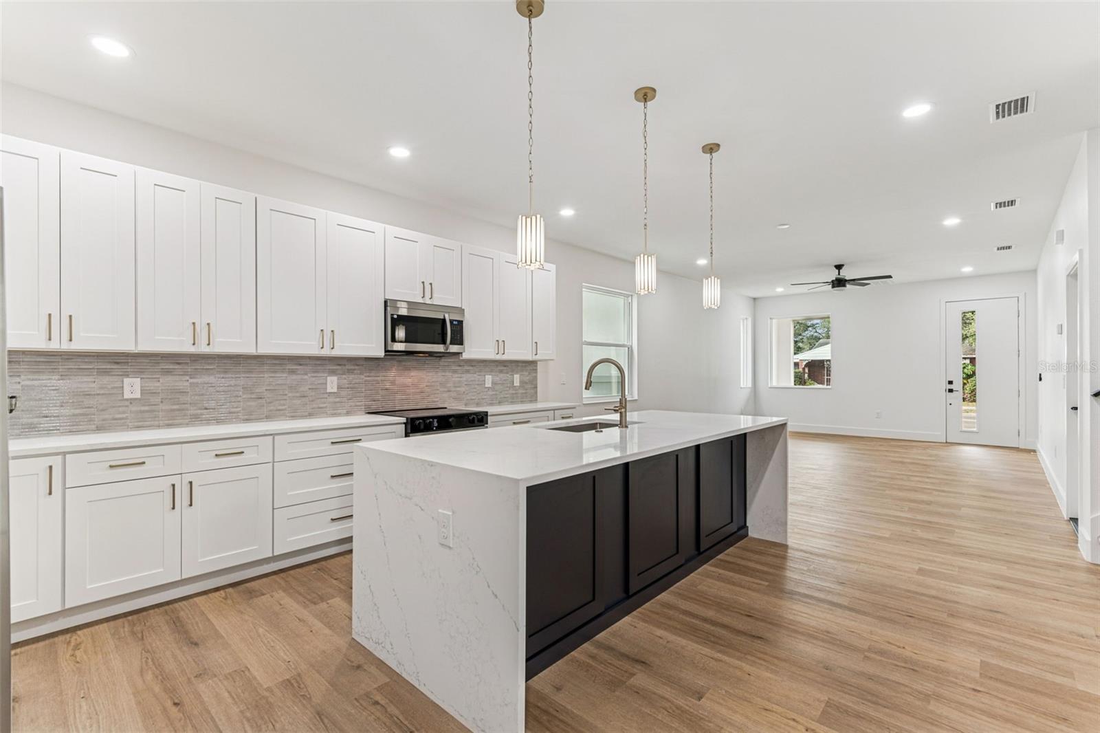 Image 7 of 49 For 2905 21st Street