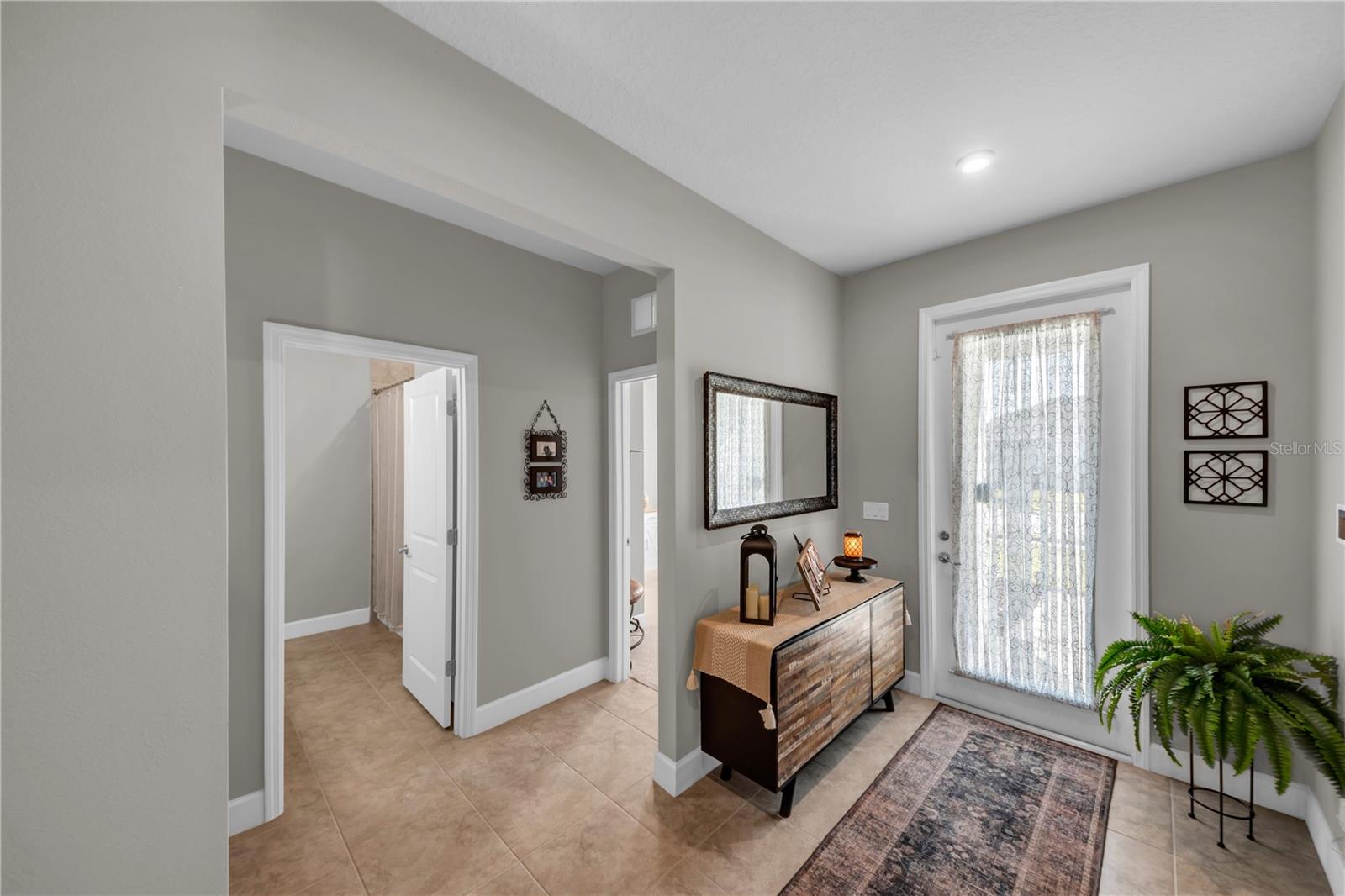 Image 16 of 51 For 29271 Sedgeway Boulevard