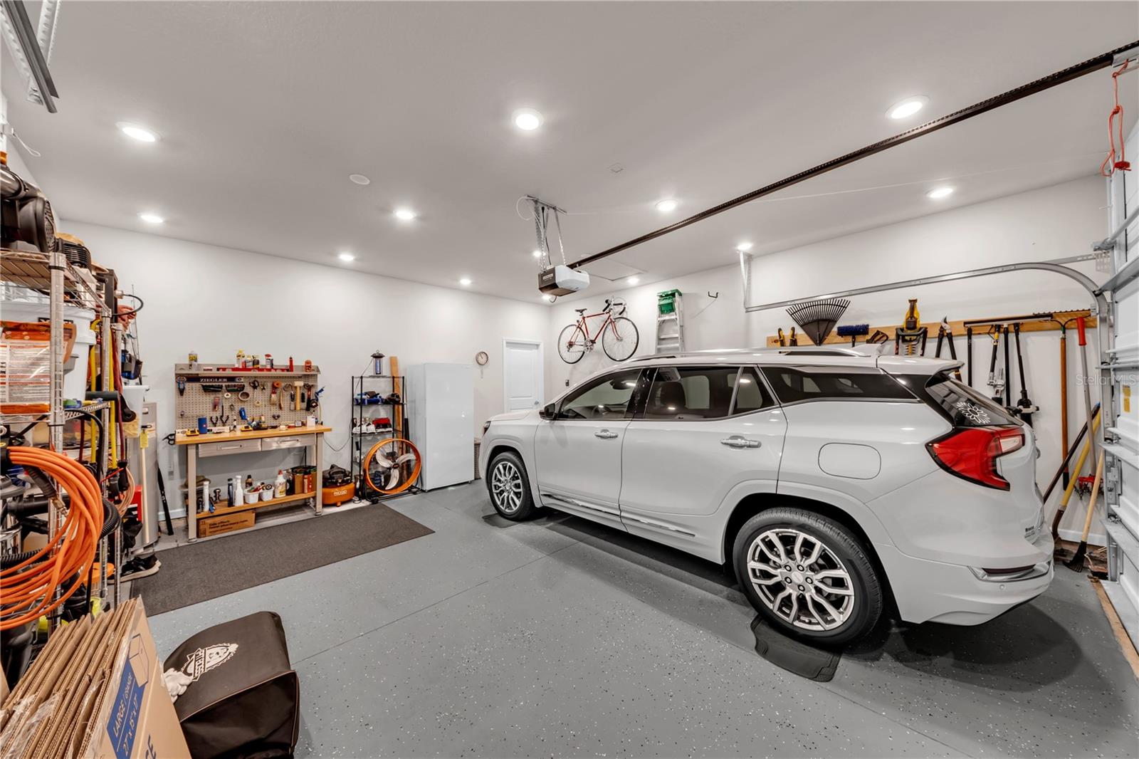 Image 25 of 51 For 29271 Sedgeway Boulevard