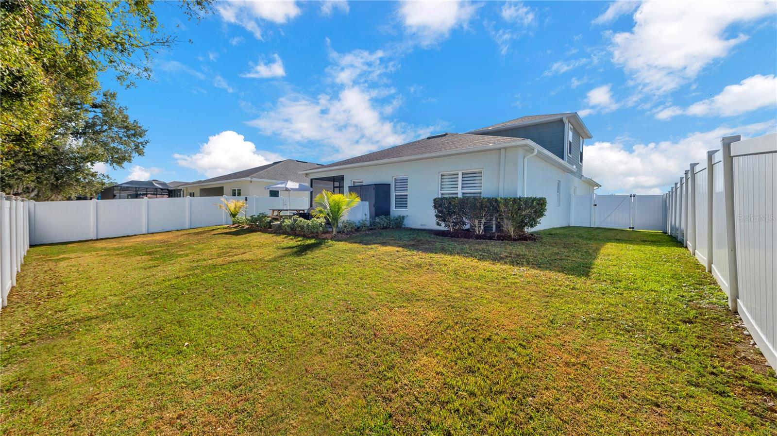 Image 31 of 51 For 29271 Sedgeway Boulevard