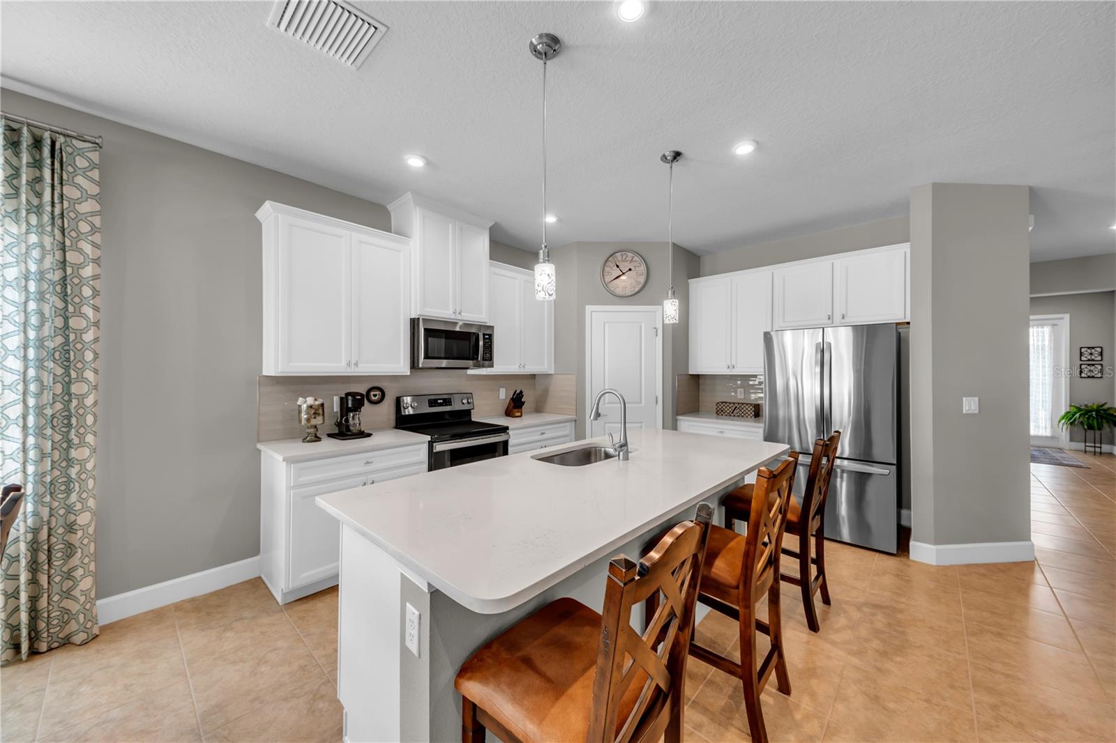 Image 5 of 51 For 29271 Sedgeway Boulevard