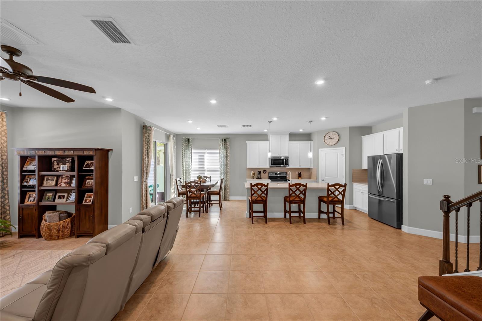 Image 9 of 51 For 29271 Sedgeway Boulevard