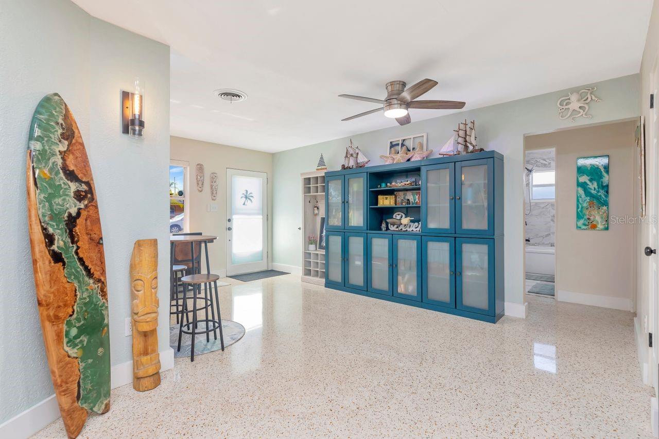 Image 13 of 68 For 201 79th Avenue Ne