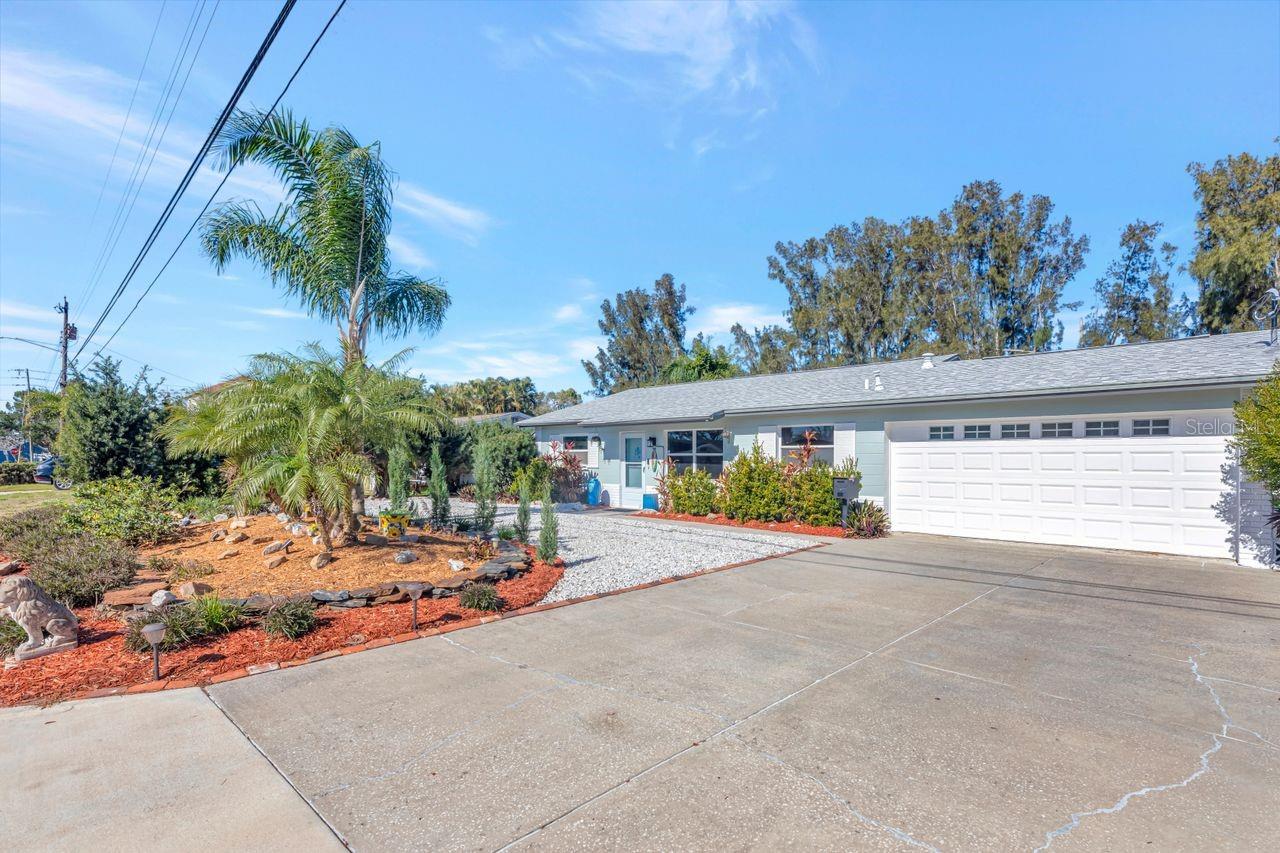 Image 2 of 68 For 201 79th Avenue Ne