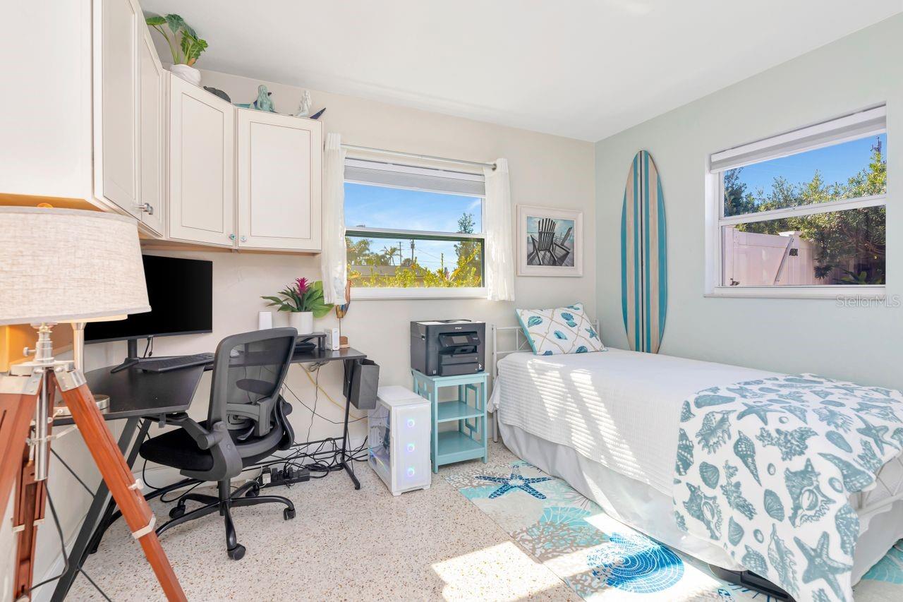 Image 27 of 68 For 201 79th Avenue Ne