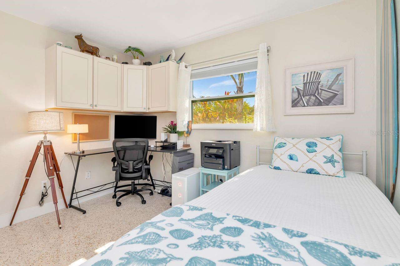 Image 28 of 68 For 201 79th Avenue Ne