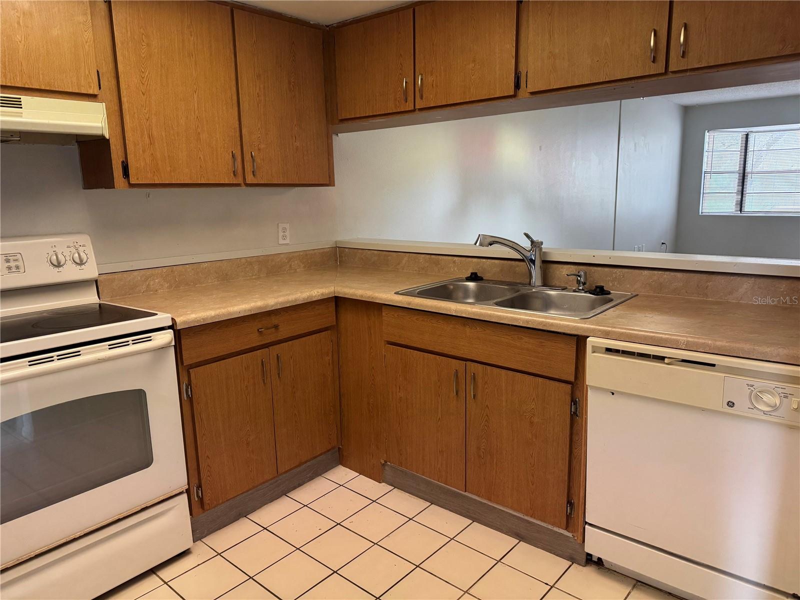 Image 4 of 18 For 12025 Environmental Drive 2