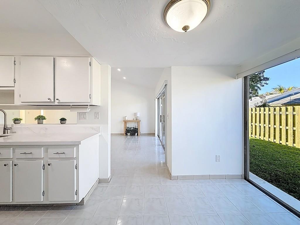 Image 12 of 27 For 11218 125th Court