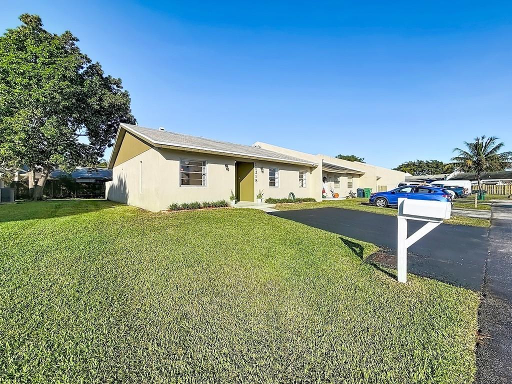 Image 2 of 27 For 11218 125th Court