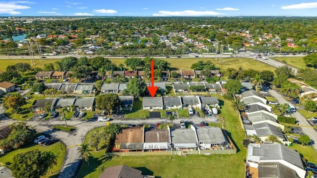 Image 3 of 27 For 11218 125th Court