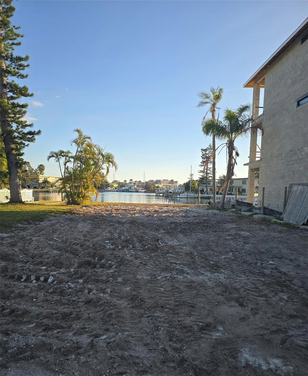 Image 4 of 29 For 331 Boca Ciega Drive