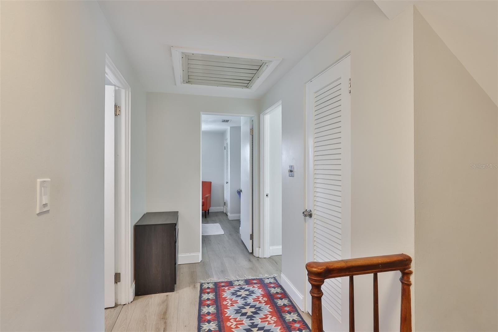 Listing photo id 32 for 1279 86th Avenue N