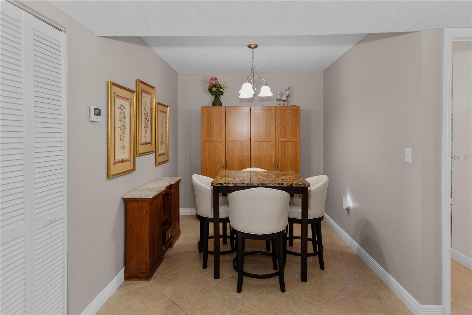 Image 10 of 38 For 10125 Sailwinds Boulevard N 102