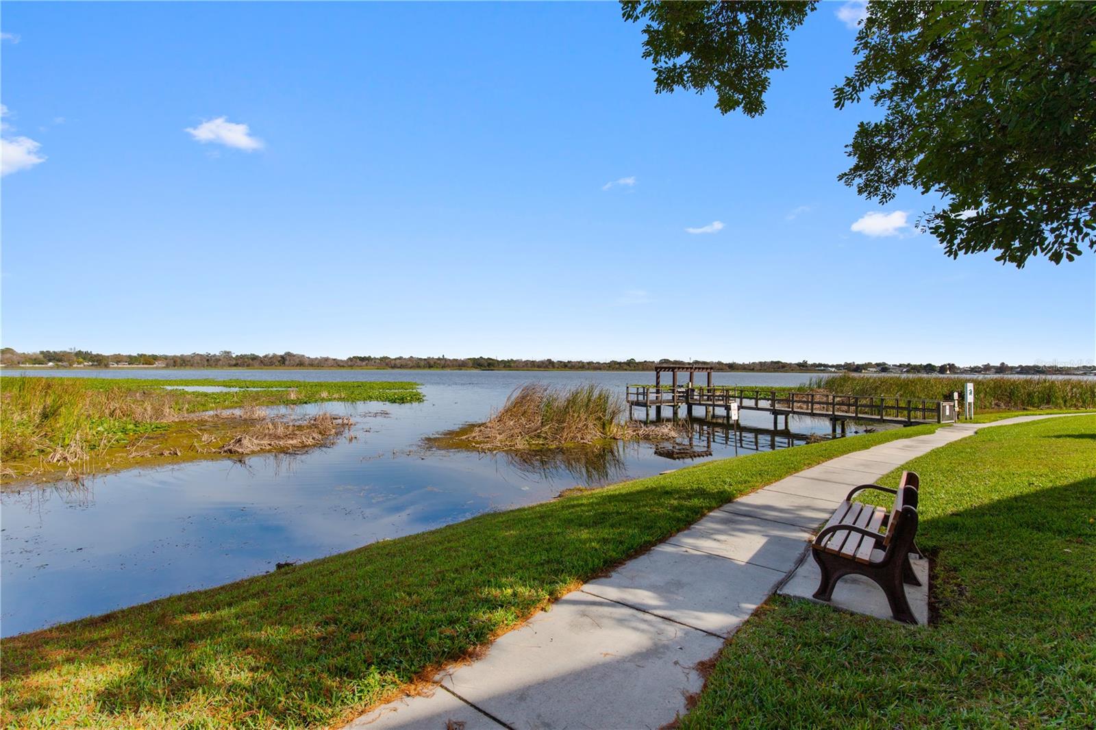 Image 16 of 38 For 10125 Sailwinds Boulevard N 102