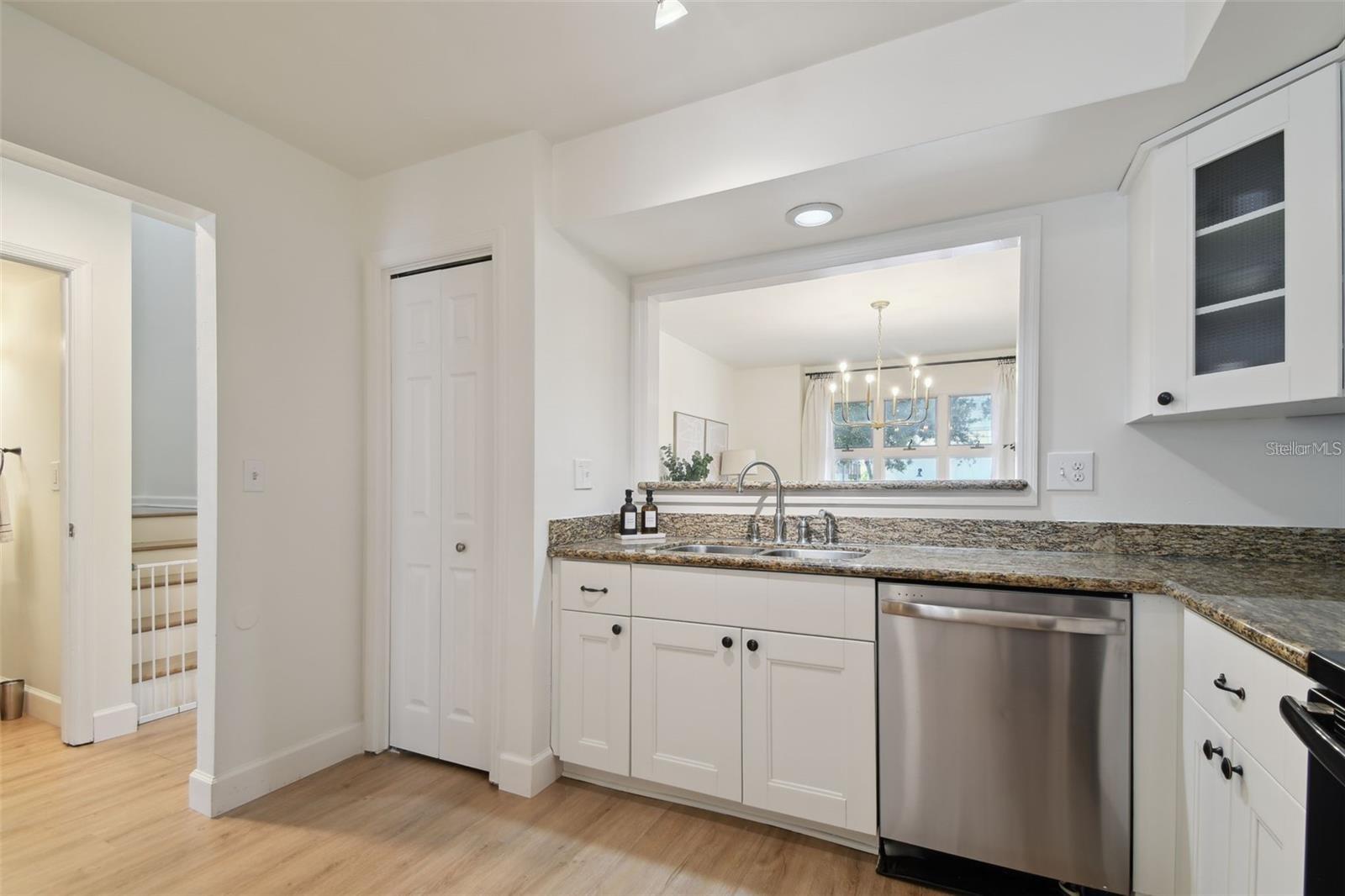 Image 10 of 51 For 4835 Flamingo Road