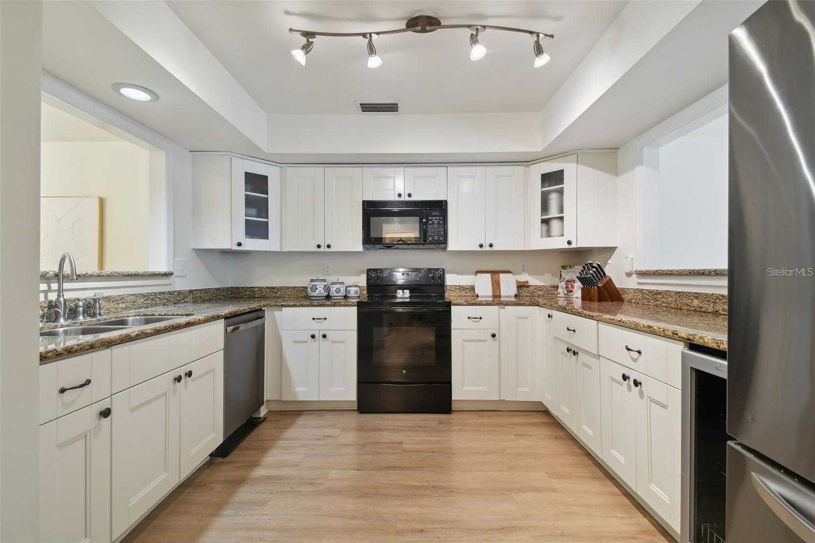 Image 14 of 51 For 4835 Flamingo Road