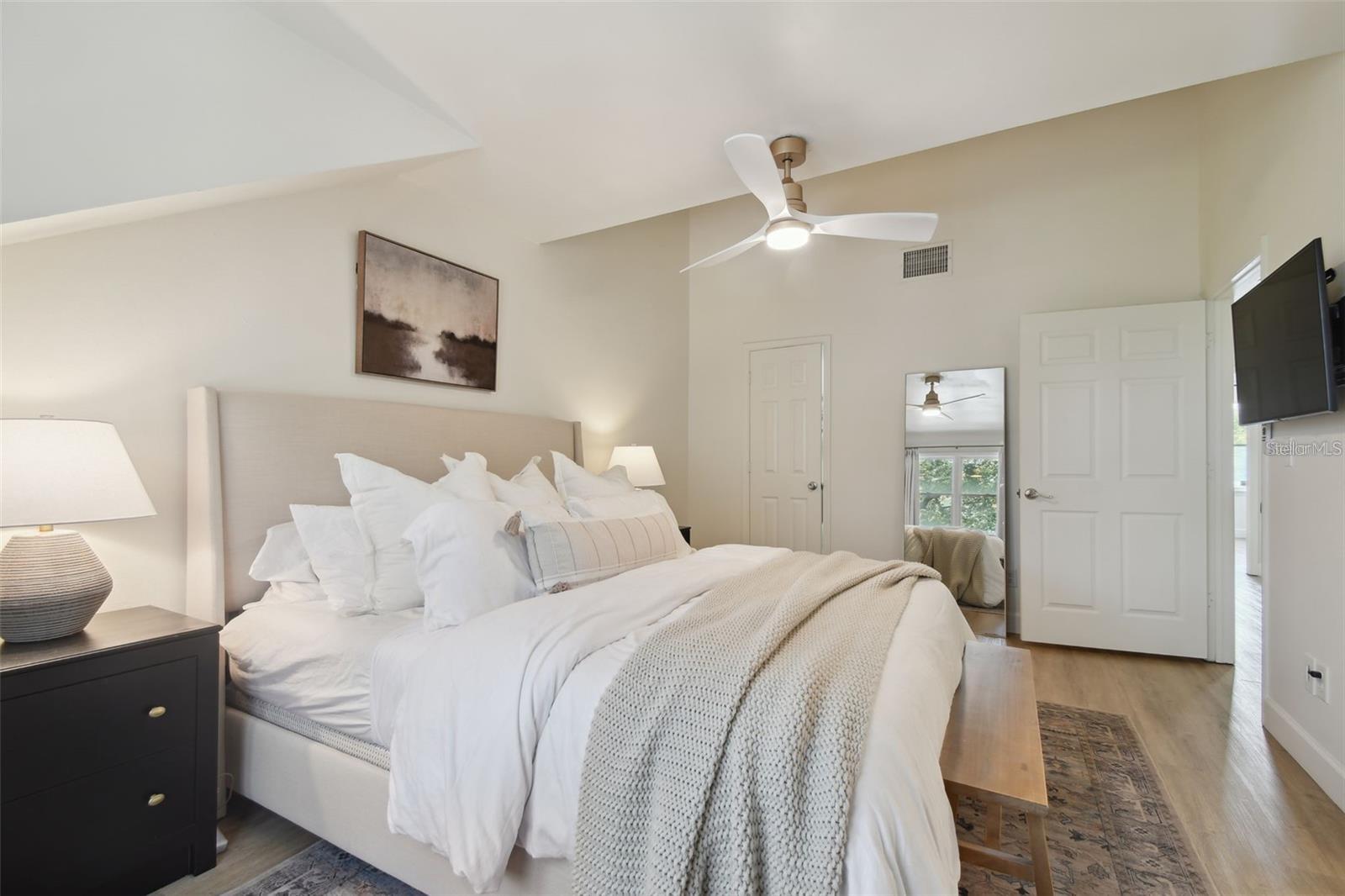 Image 23 of 51 For 4835 Flamingo Road