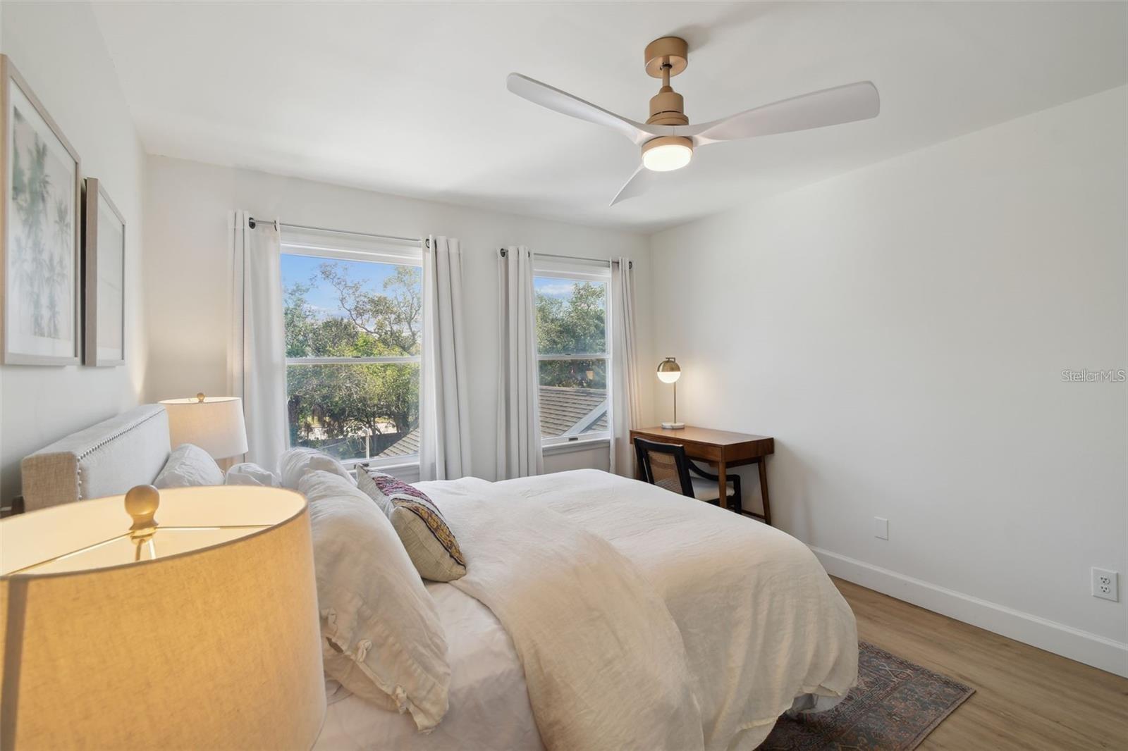 Image 28 of 51 For 4835 Flamingo Road