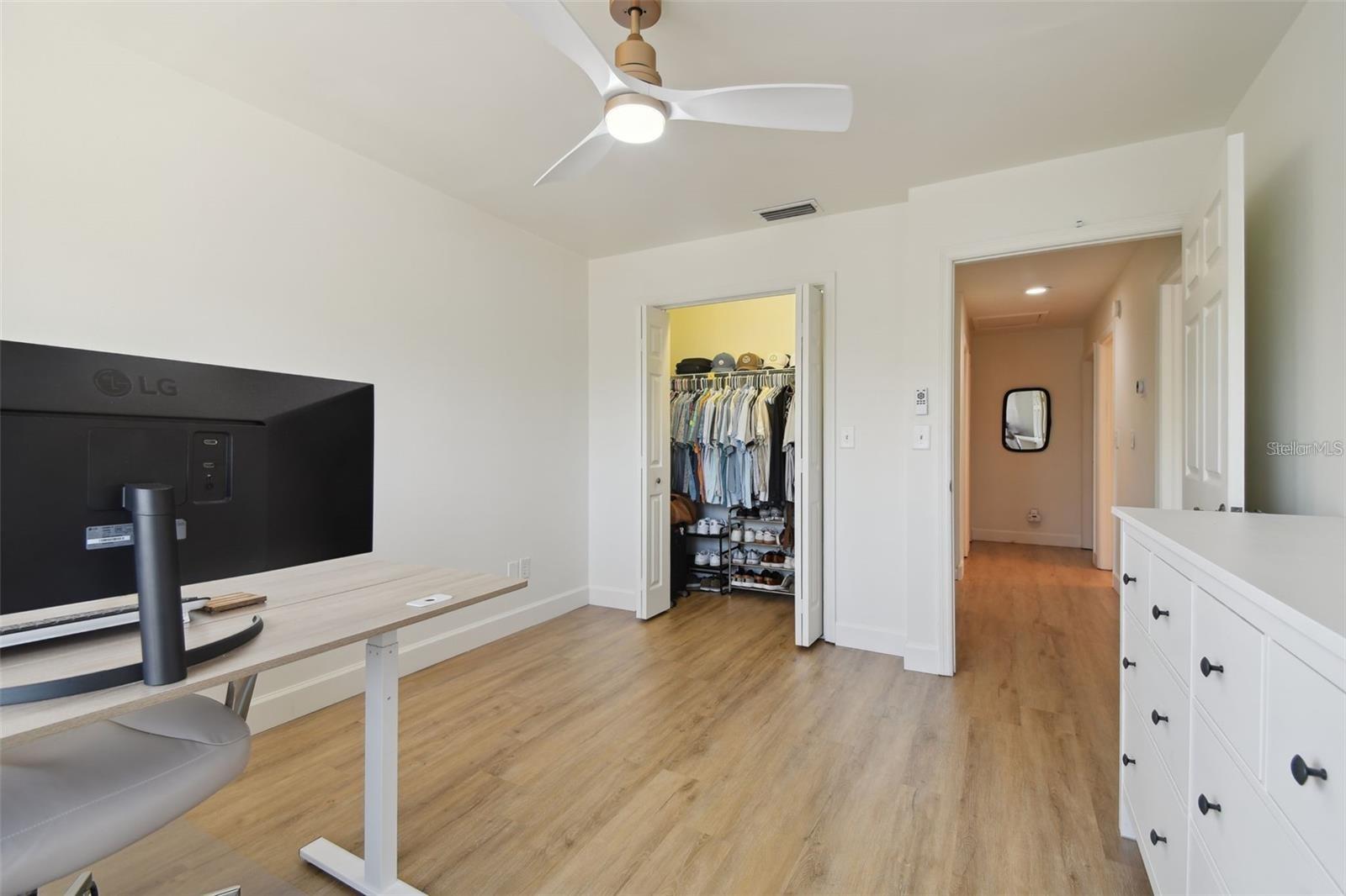 Image 30 of 51 For 4835 Flamingo Road