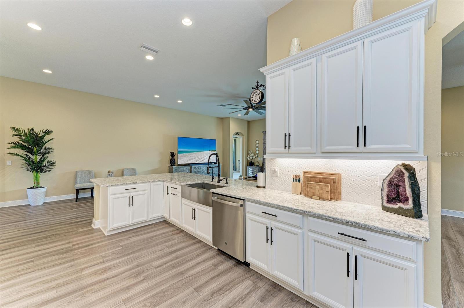 Image 21 of 86 For 12627 Wheatgrass Court