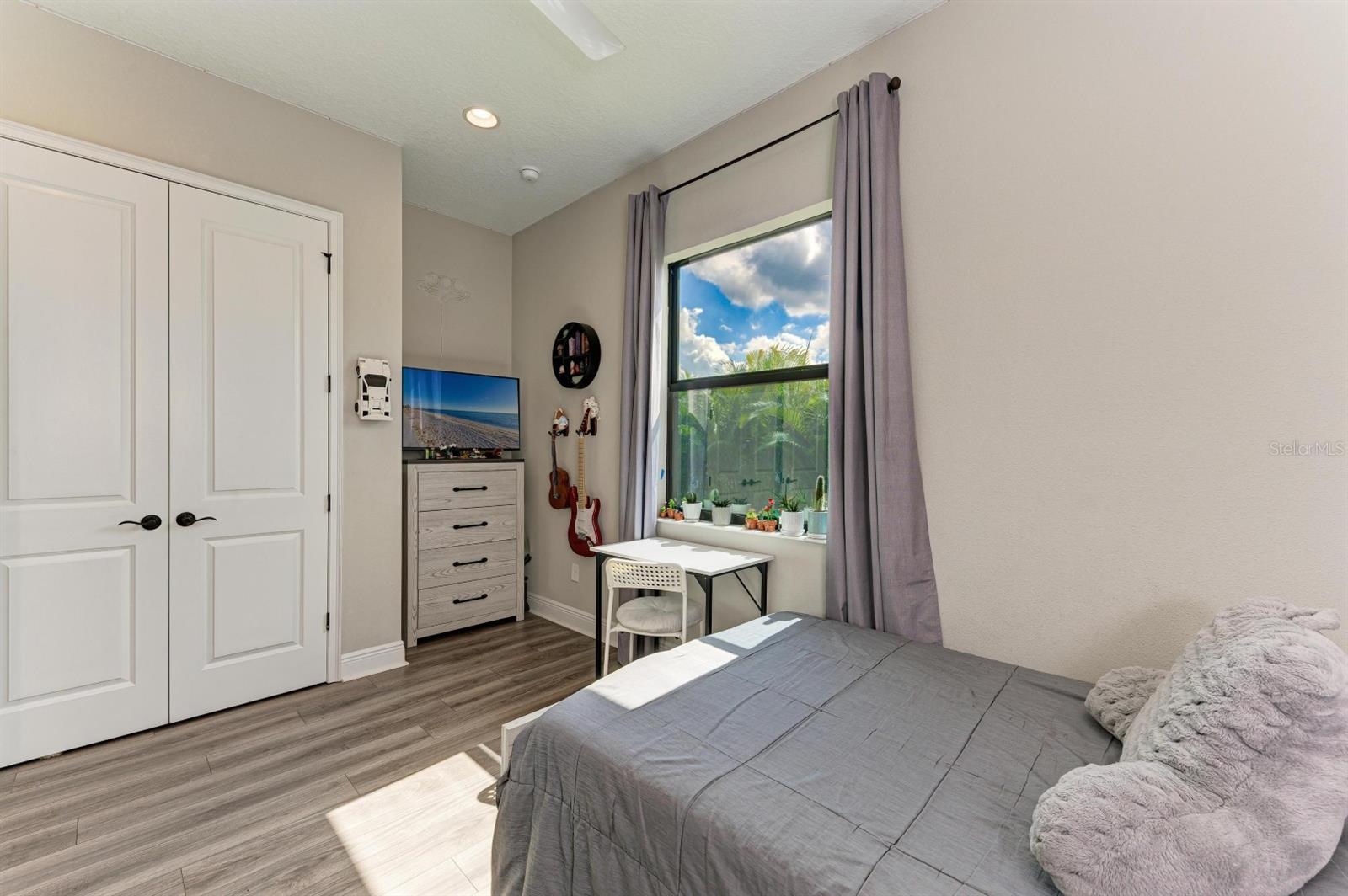 Image 41 of 86 For 12627 Wheatgrass Court