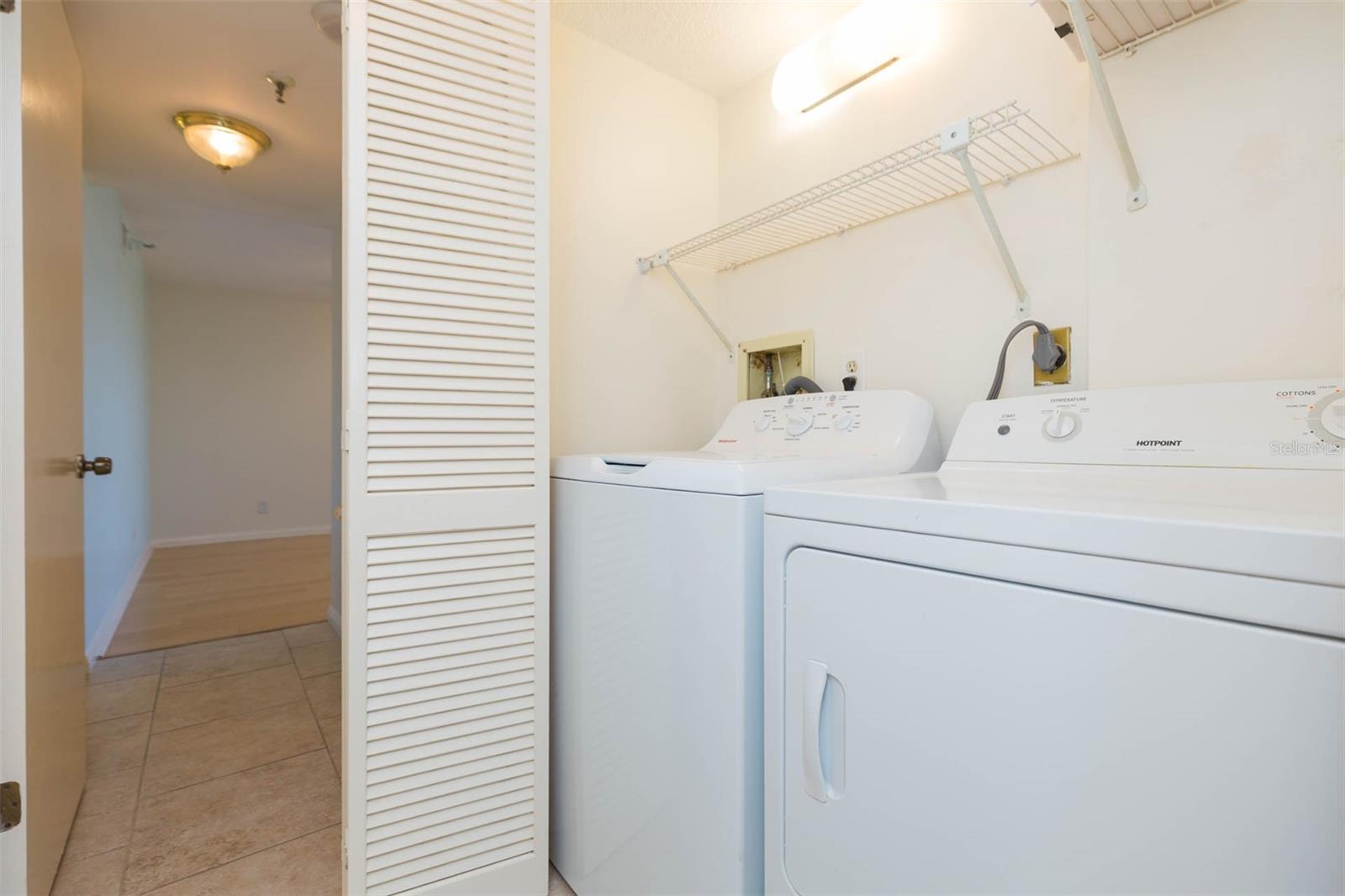 Image 20 of 27 For 5950 Pelican Bay Plaza S 606