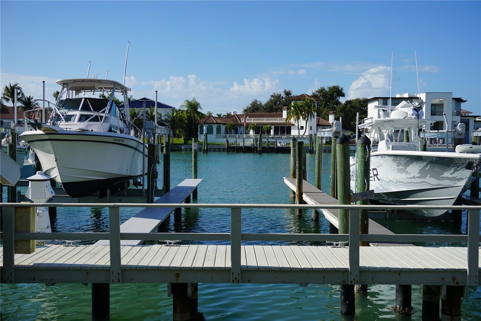 Image 38 of 43 For 534 Pinellas Bayway S 204