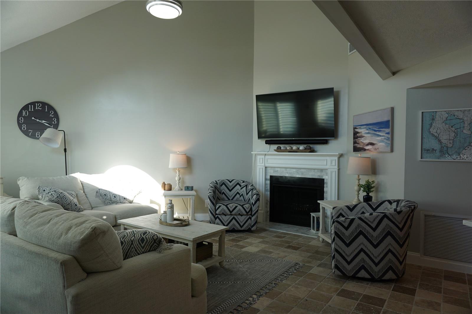 Image 7 of 43 For 534 Pinellas Bayway S 204