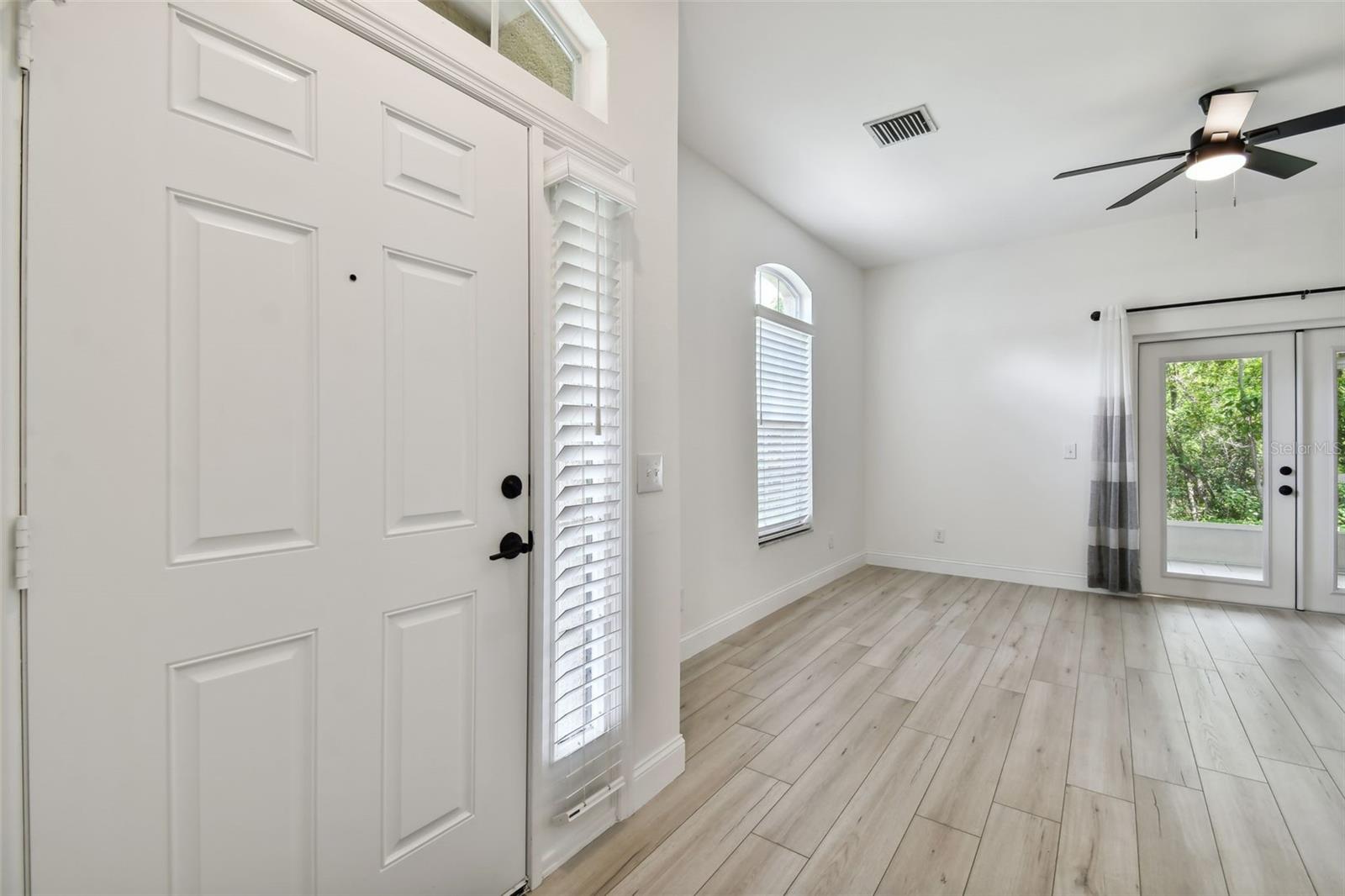 Image 14 of 86 For 4347 Deermont Circle