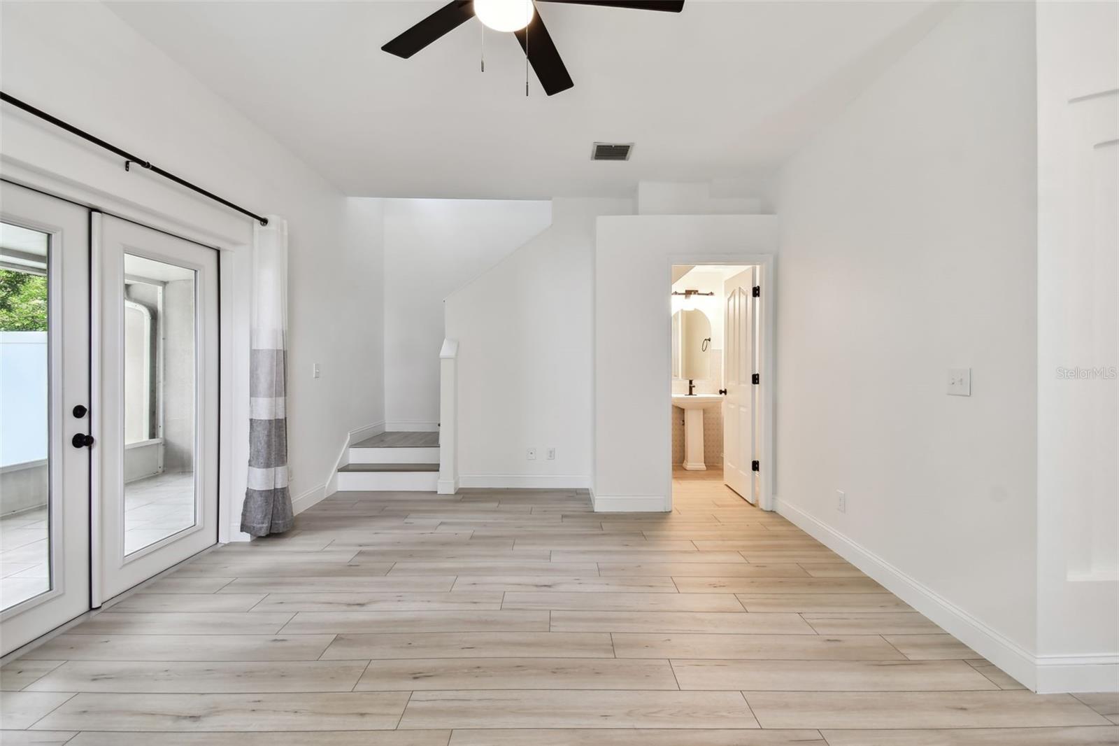 Image 18 of 86 For 4347 Deermont Circle