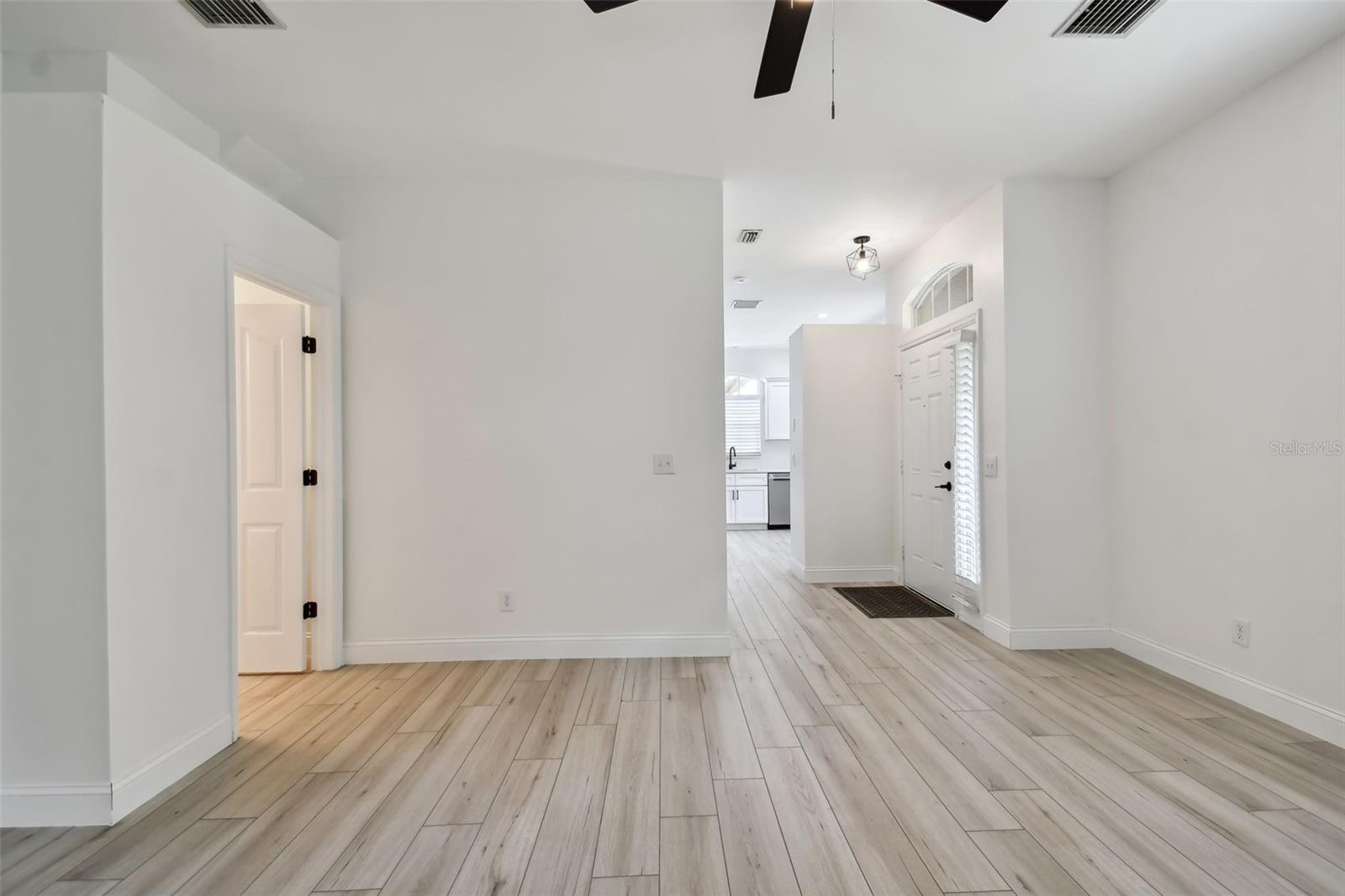 Image 20 of 86 For 4347 Deermont Circle