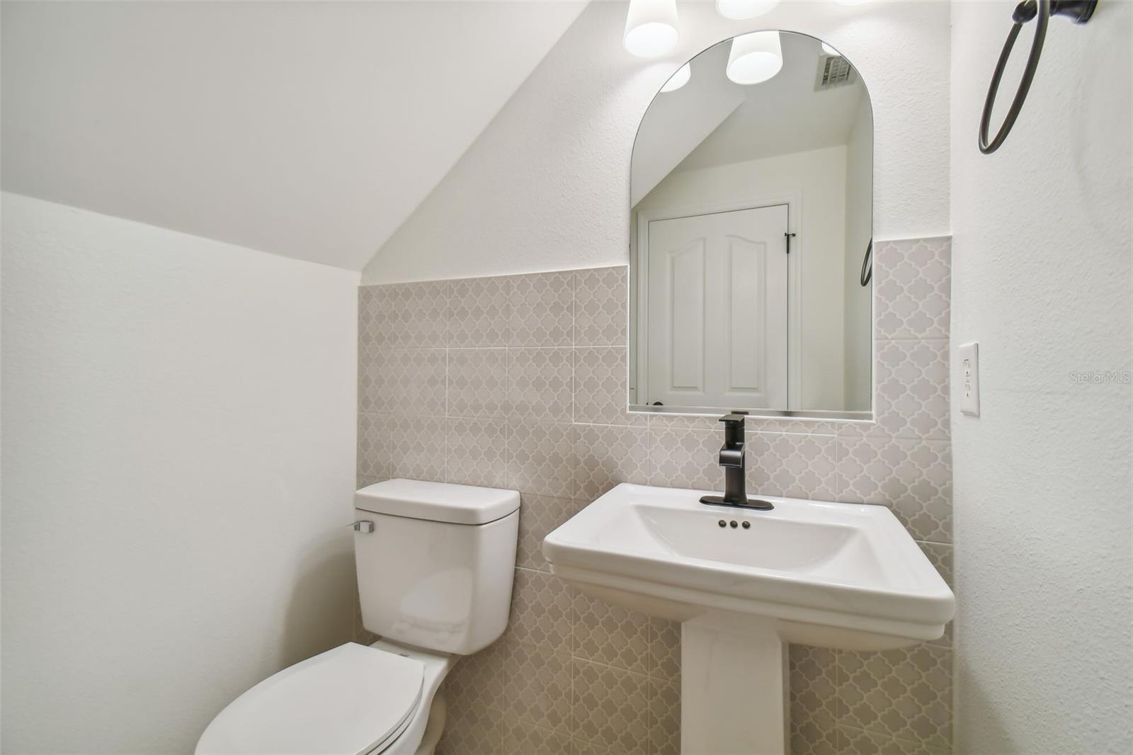 Image 32 of 86 For 4347 Deermont Circle