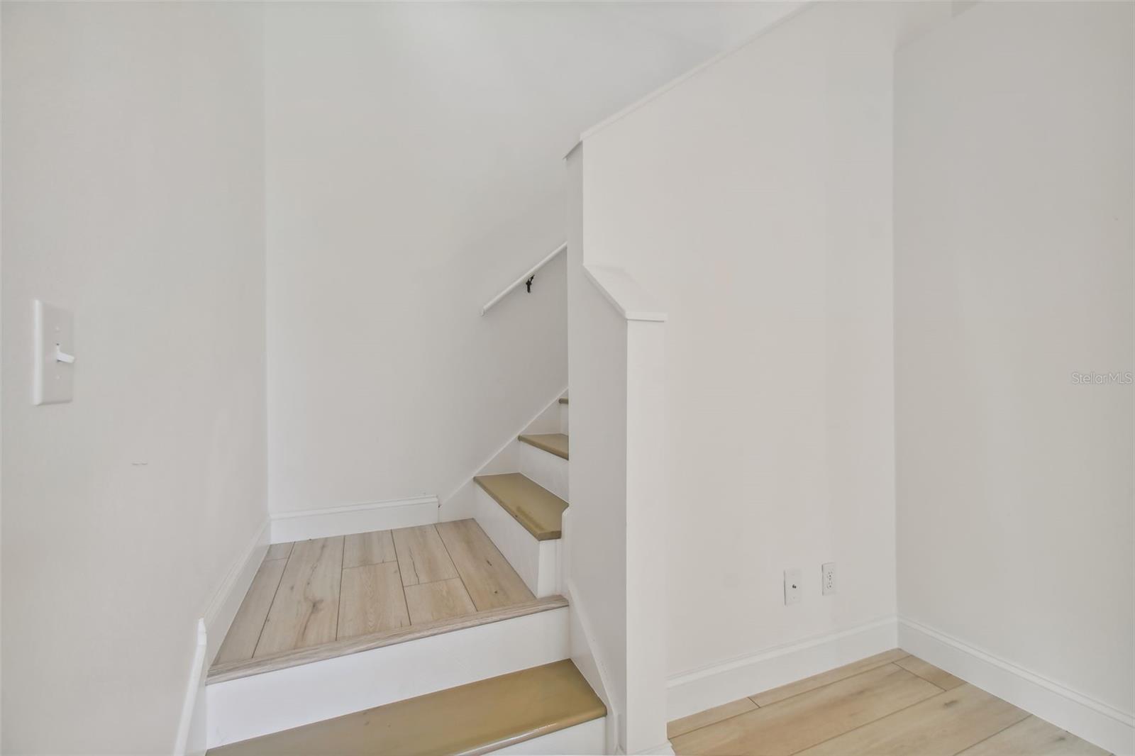 Image 33 of 86 For 4347 Deermont Circle