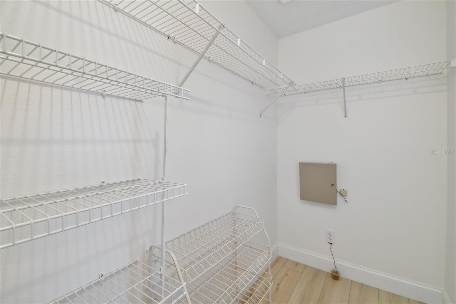 Image 40 of 86 For 4347 Deermont Circle