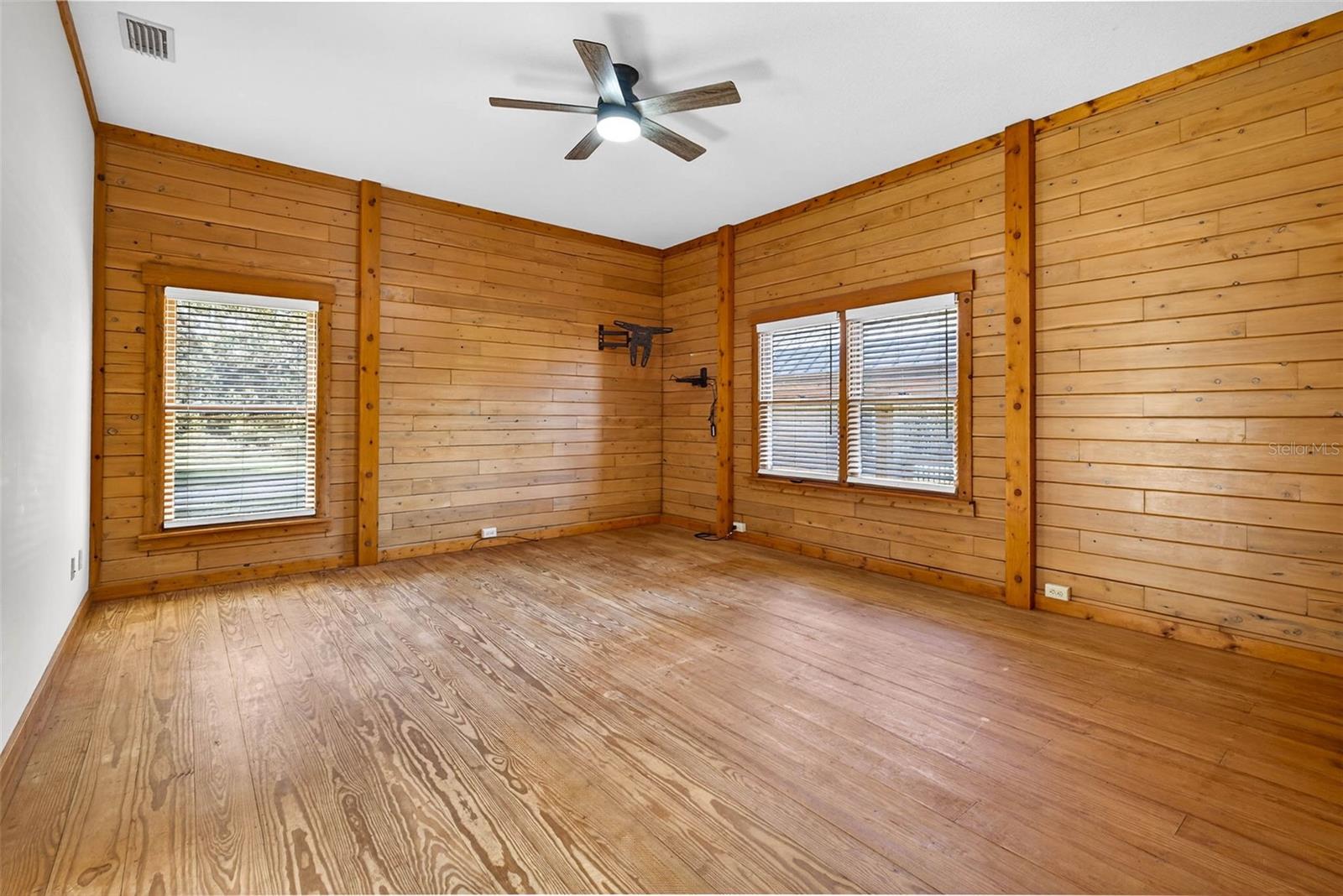 Image 30 of 84 For 6750 Sutton Oaks Lane