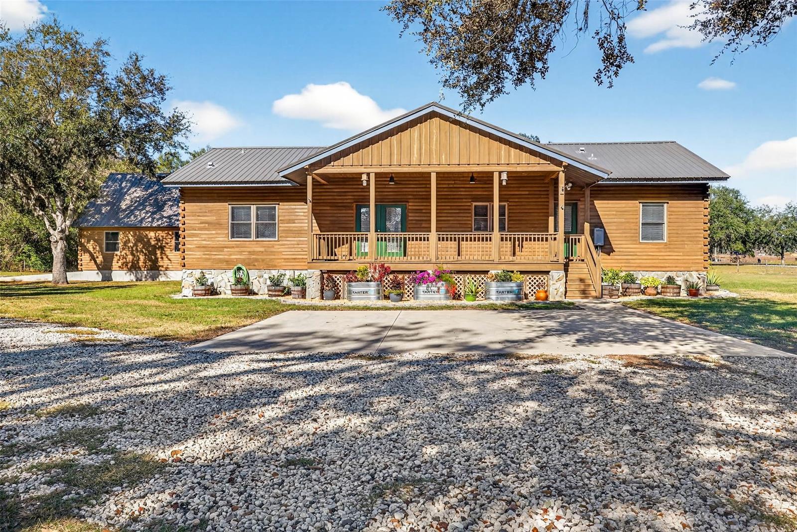 Image 4 of 84 For 6750 Sutton Oaks Lane