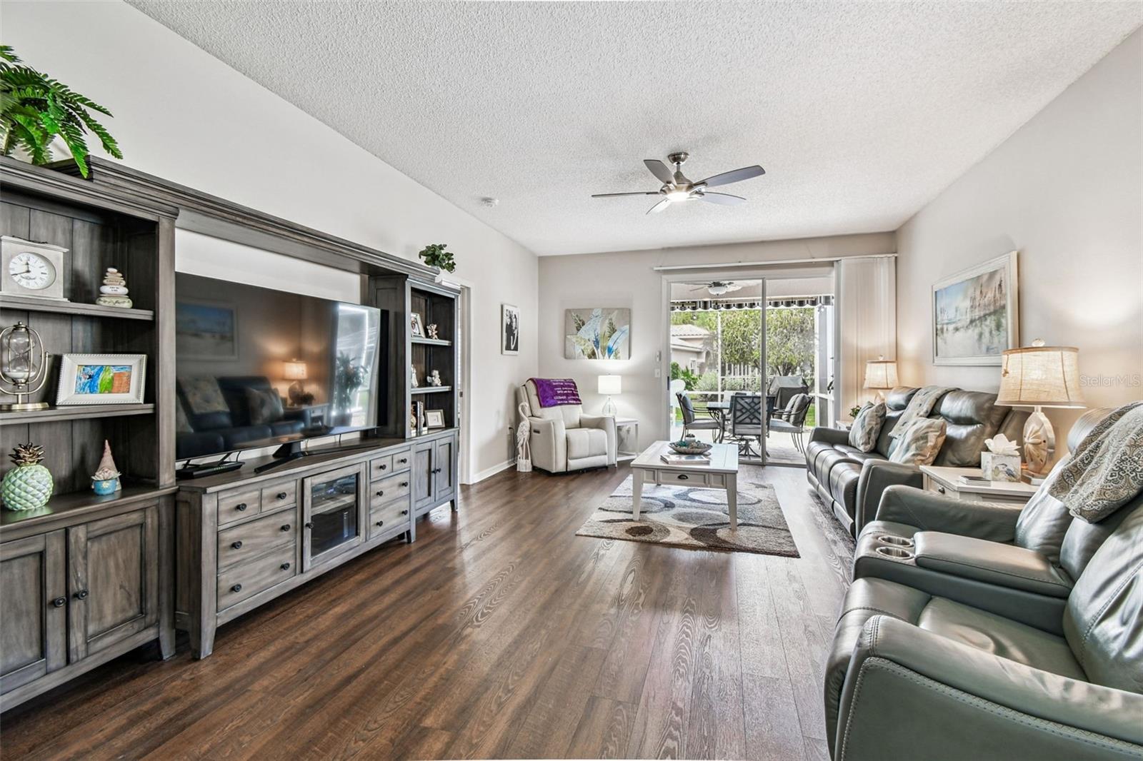 Image 6 of 55 For 3892 Timber Ridge Court