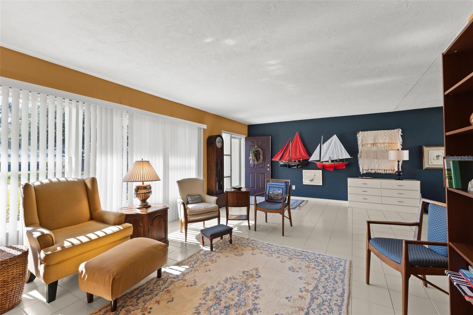 Image 11 of 43 For 1156 Taylor Avenue