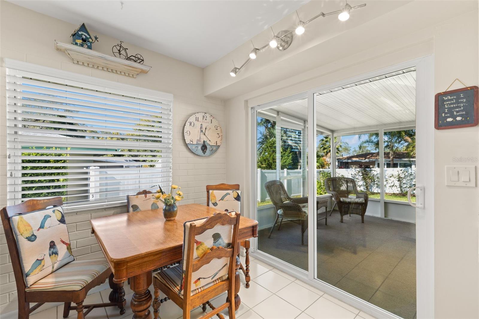 Image 17 of 43 For 1156 Taylor Avenue