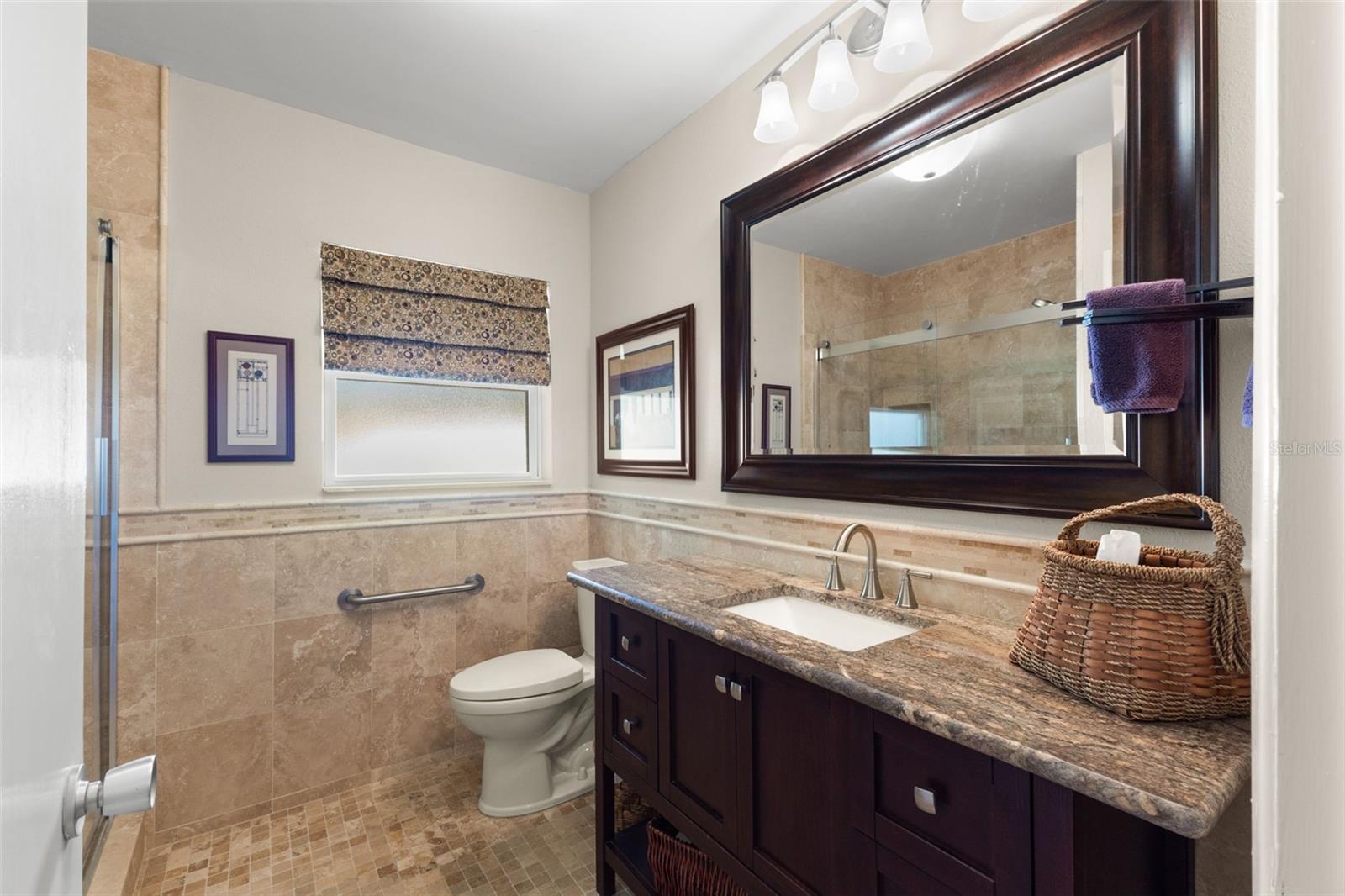 Image 22 of 43 For 1156 Taylor Avenue