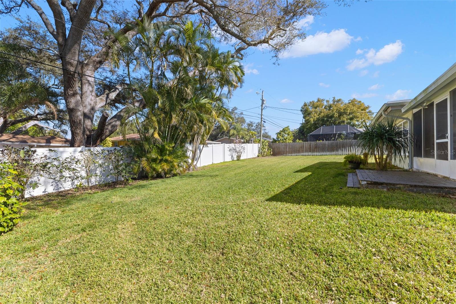 Image 33 of 43 For 1156 Taylor Avenue