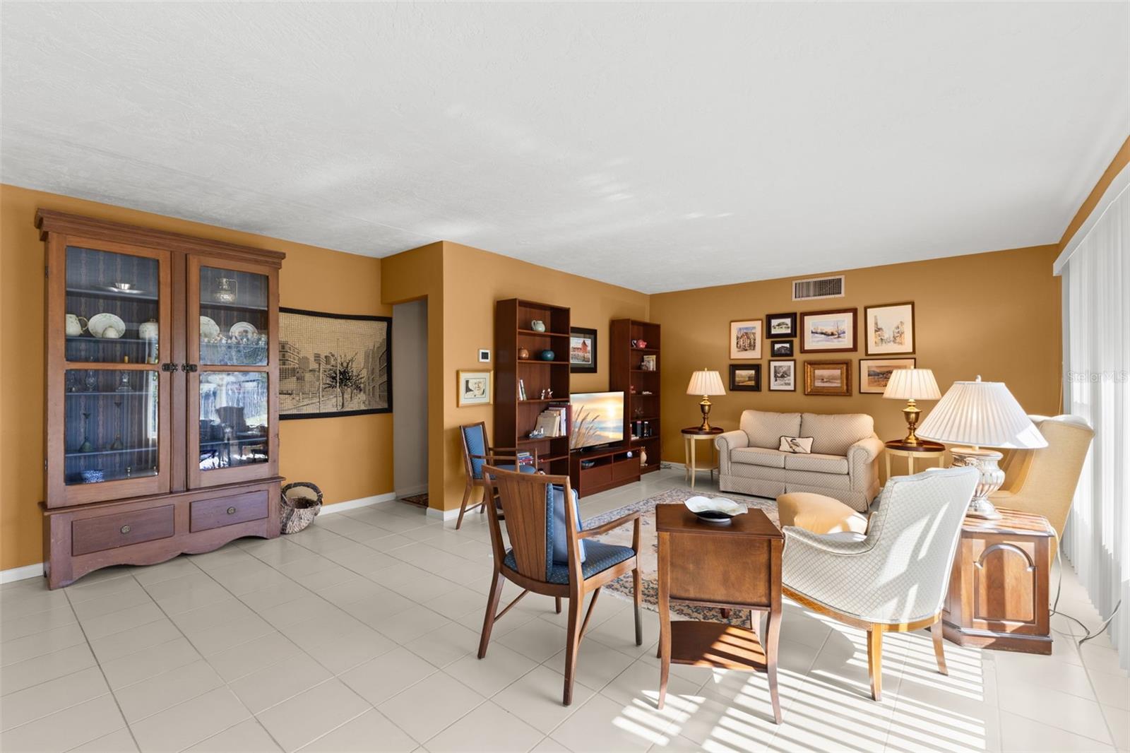 Image 9 of 43 For 1156 Taylor Avenue