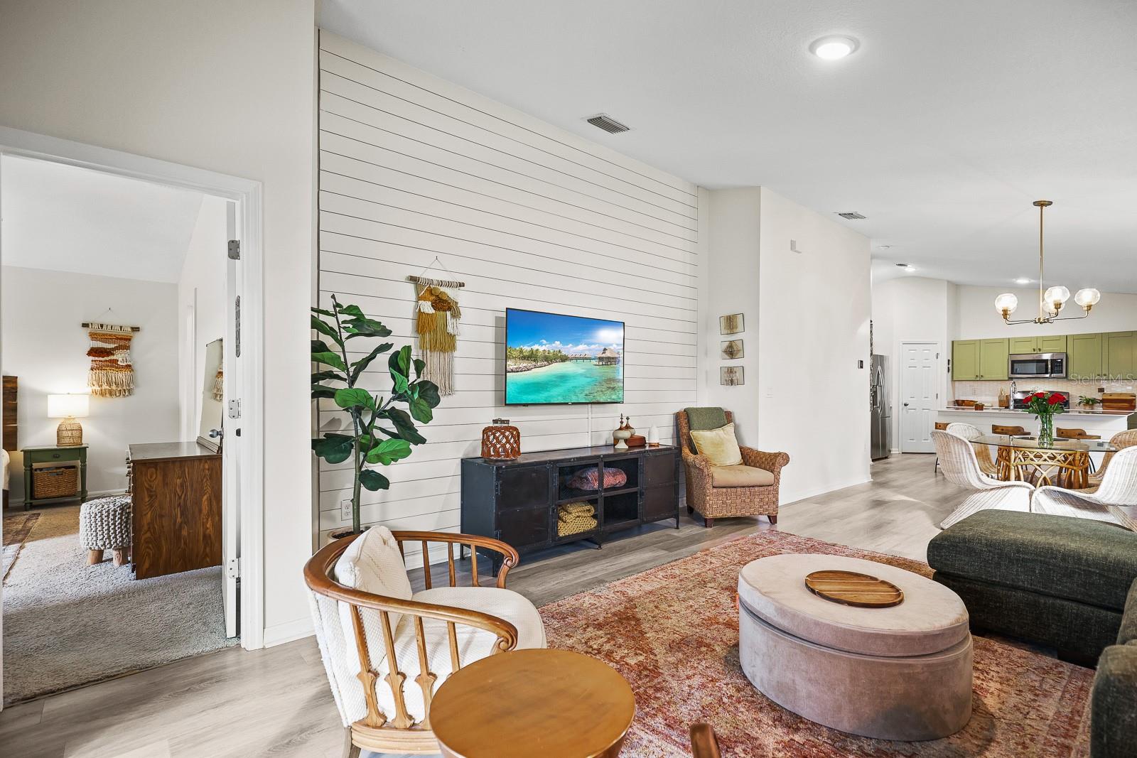 Image 13 of 30 For 14615 Brumby Ridge Avenue