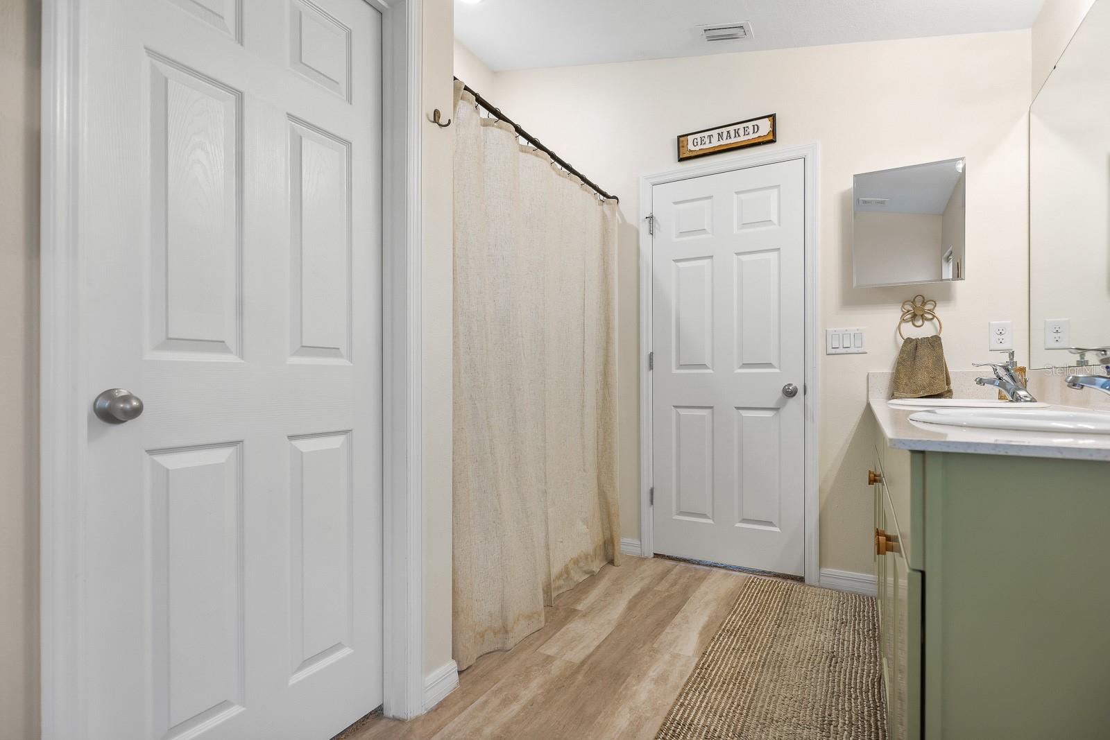 Image 18 of 30 For 14615 Brumby Ridge Avenue