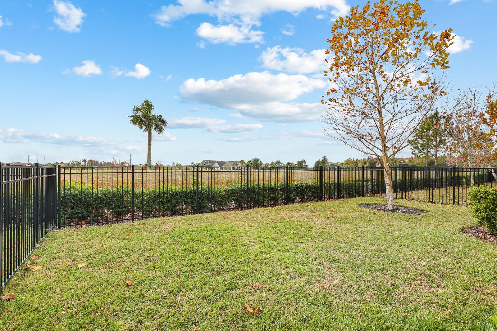 Image 27 of 30 For 14615 Brumby Ridge Avenue