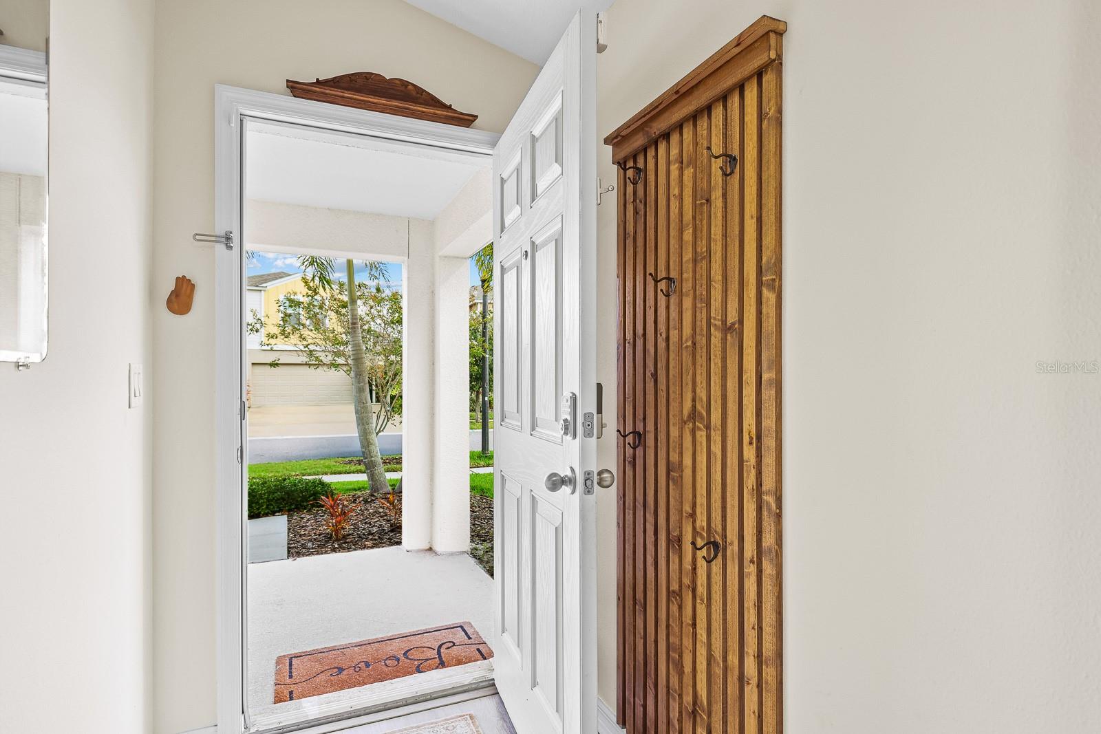 Image 4 of 30 For 14615 Brumby Ridge Avenue