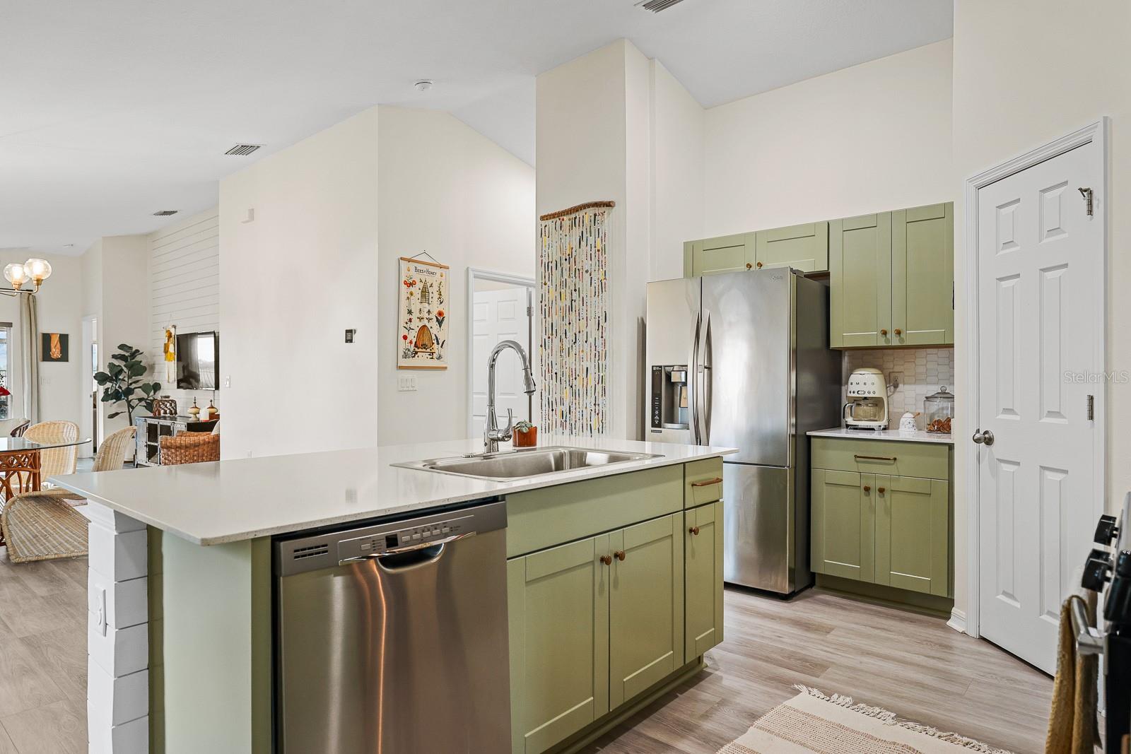 Image 9 of 30 For 14615 Brumby Ridge Avenue