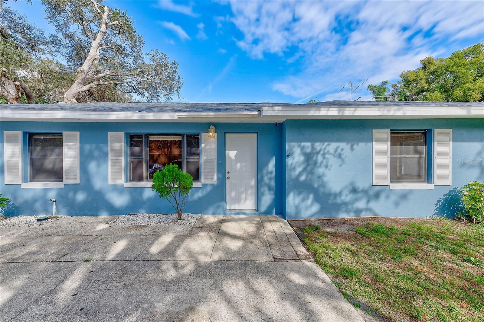 Image 25 of 31 For 1668 Cleveland Street